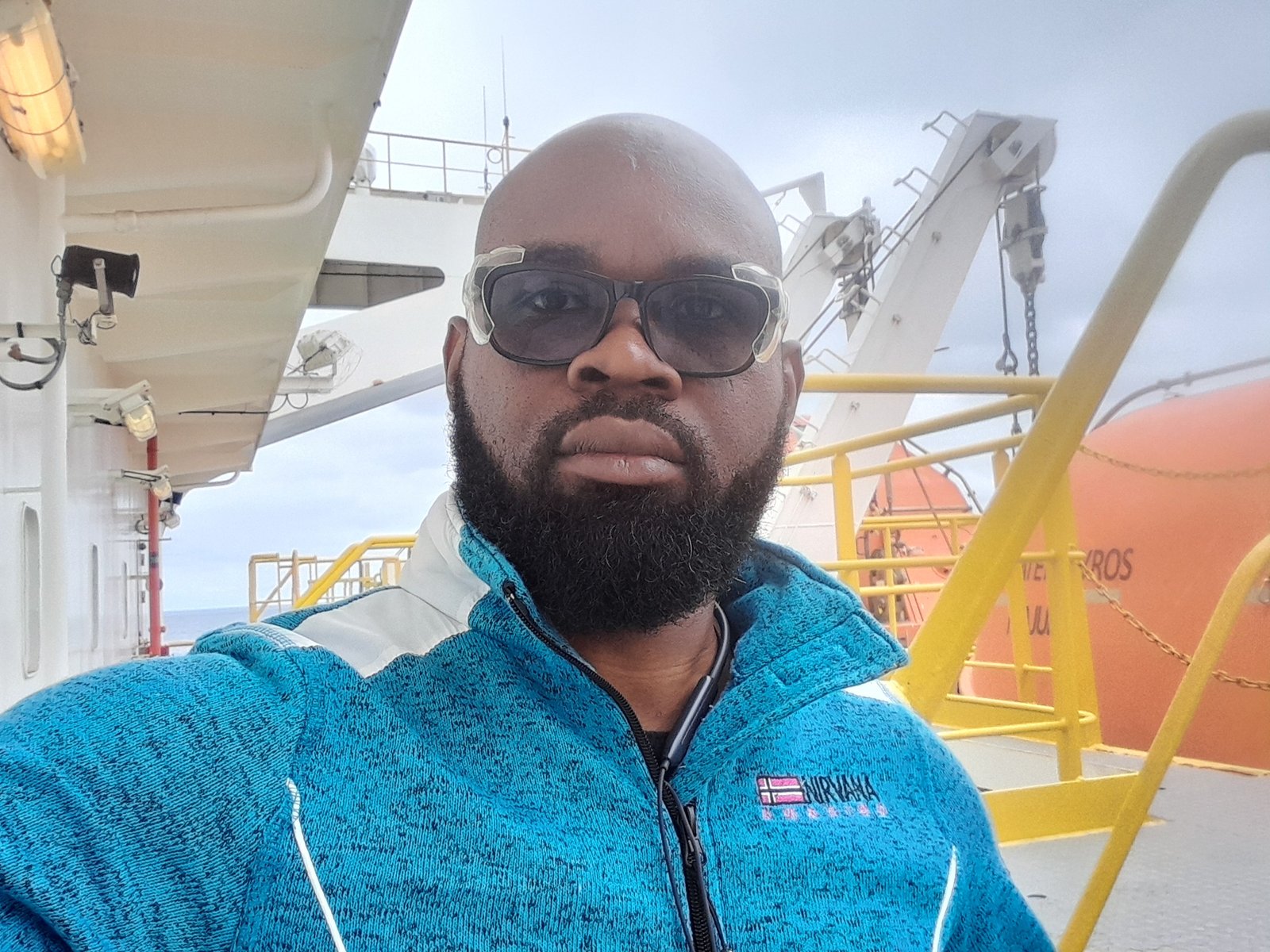 Fotografia do Eng.º Diatumua Simão, mentor do projeto